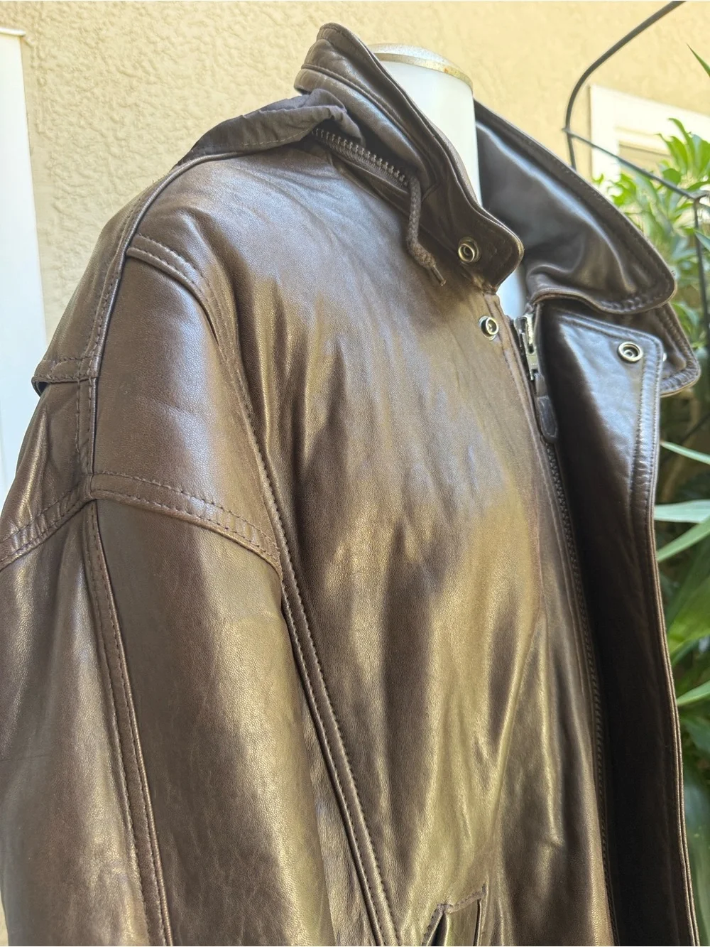 Vintage 90’s Andrew Marc Men's Dark Brown Leather Bomber Jacket with the Hood